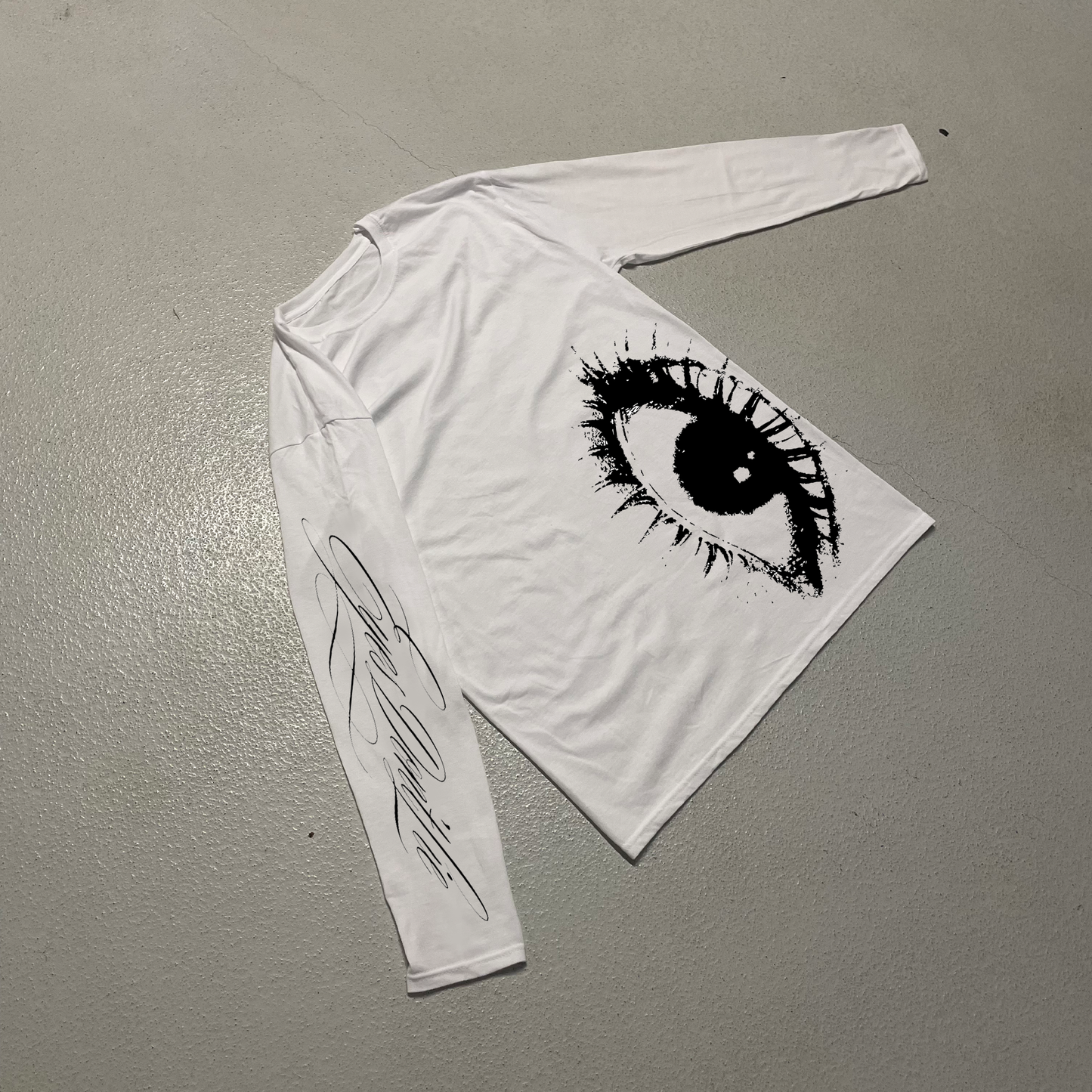 Longsleeve "Eyes don't lie"